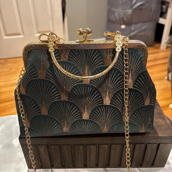 Source Unknown Gold and Black Art Deco Clutch - Picture 12 of 13